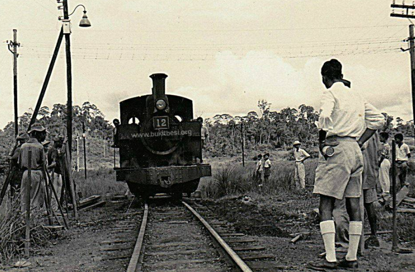 Keretapi Dungun Membawa bijih besi