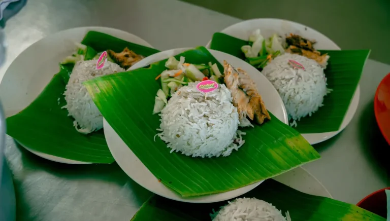 7 Tempat Nasi Dagang di Kuala Terengganu Yang Popular