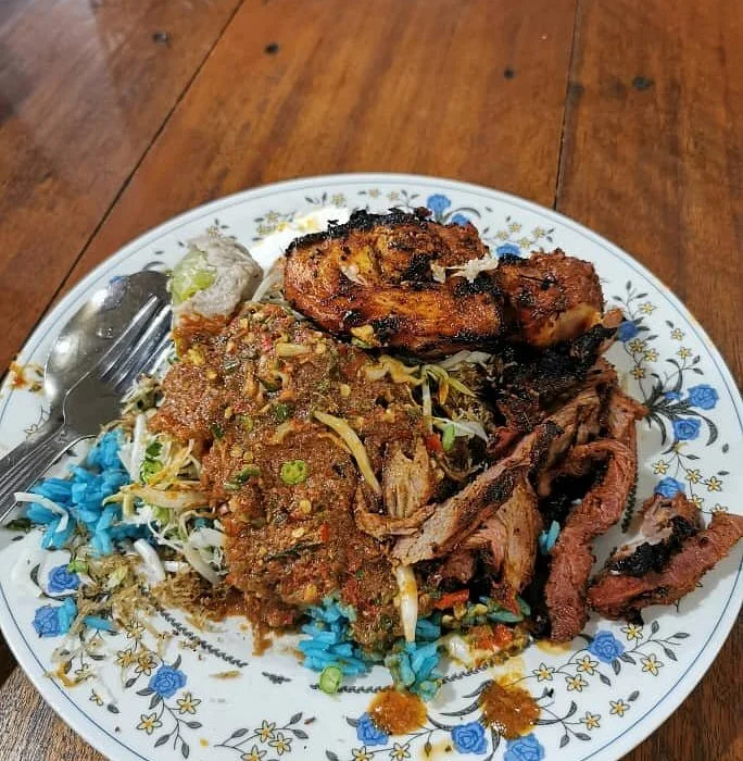 ni adalah benda yang boleh dimakan lagi enak dan tulus berdasarkan apa yang dilihat