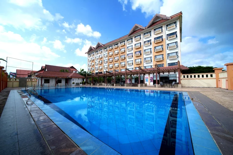 5 Hotel di Kuala Terengganu Dengan Kolam Renang
